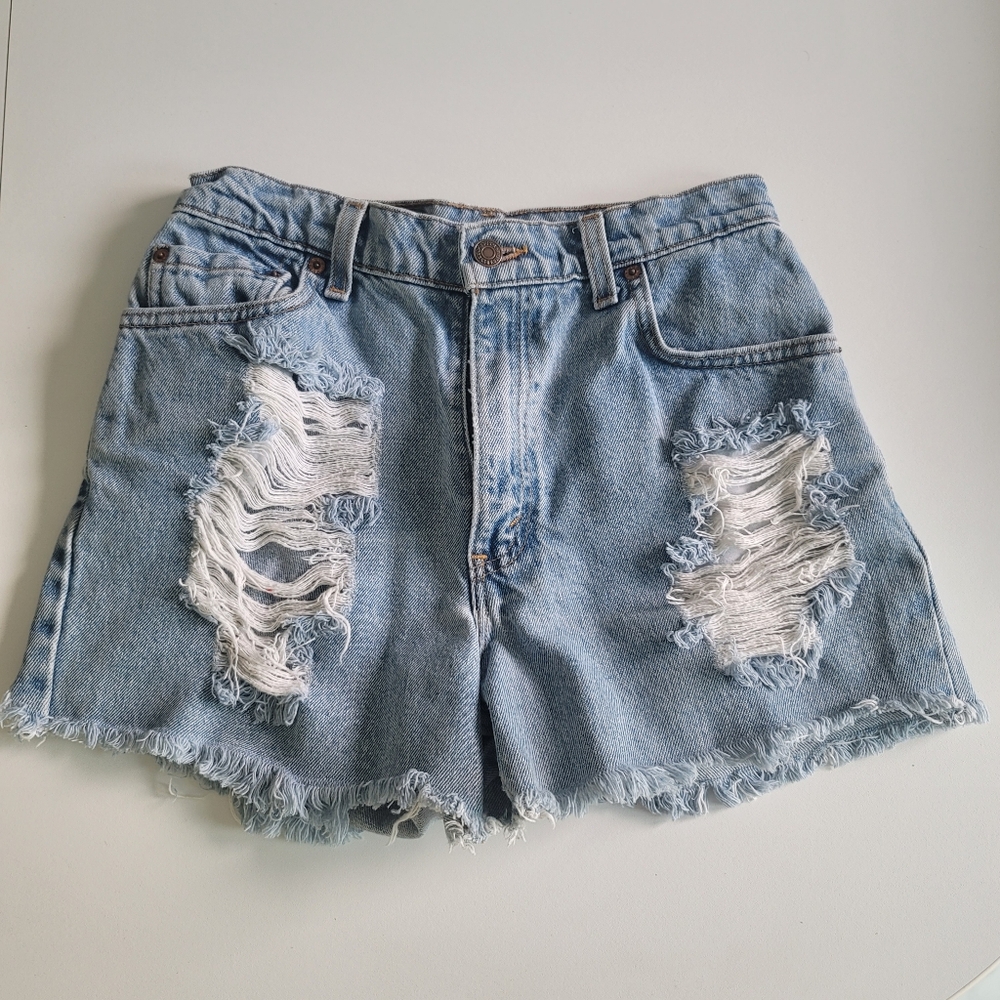 Vintage Levi's 550 shorts